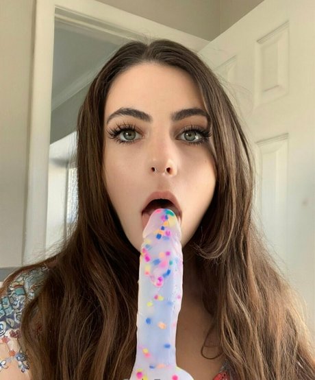 lunabennatv sexy star gallery