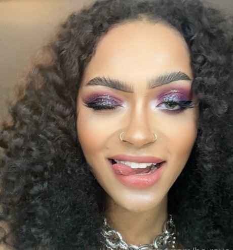 be rave sexy star pictures