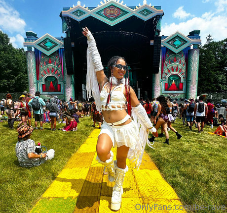 g cup tits onlyfans hd picture