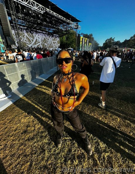 be rave exclusive star pics