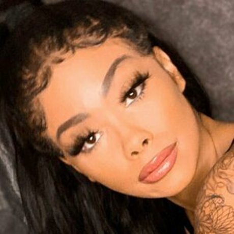 therealvickyy top pornstar pictures