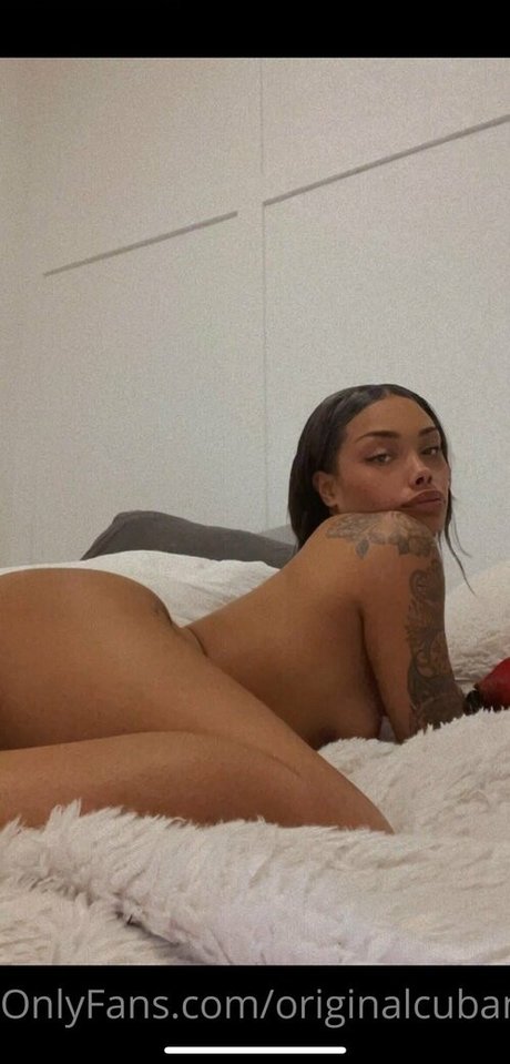 therealvickyy star top image