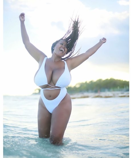 Monique Cooper pornstar perfect images