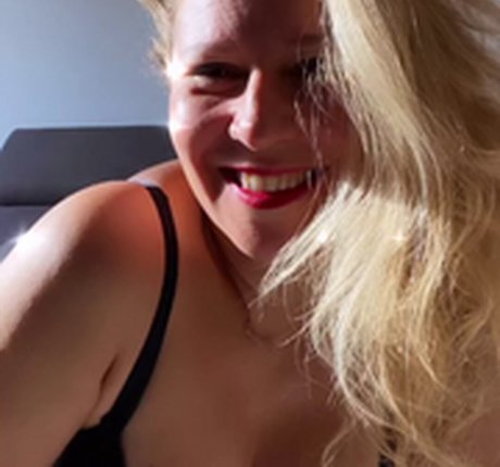 red hair onlyfans top images