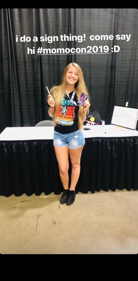 NoisyButters model sex images