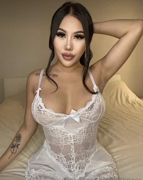 Krissssyxo model sexy image