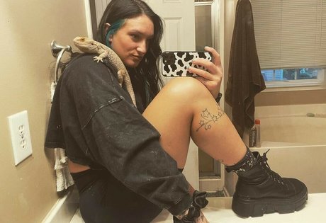 beach blowjob onlyfans pretty pics