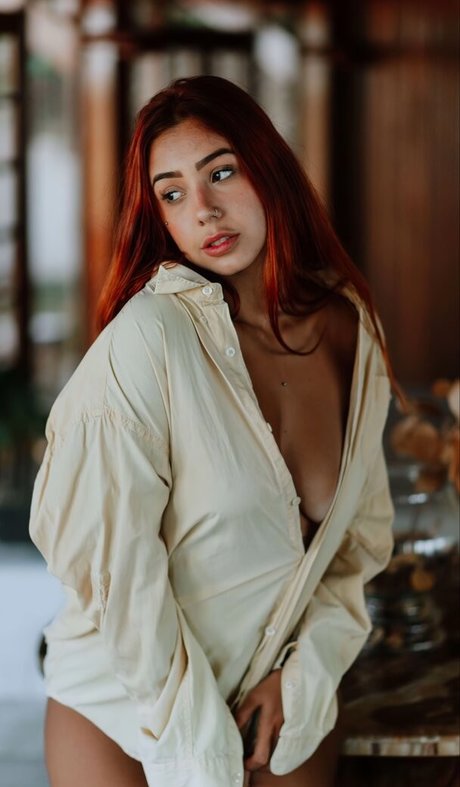 Leticia Castro top star pic