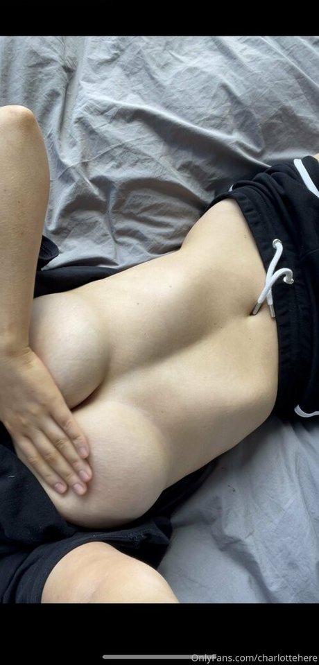 Charlotte Hanna star top pics