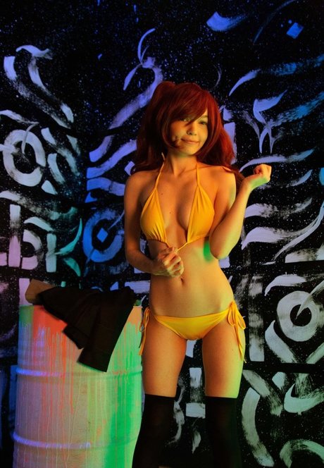 Murrning Glow model pretty photos