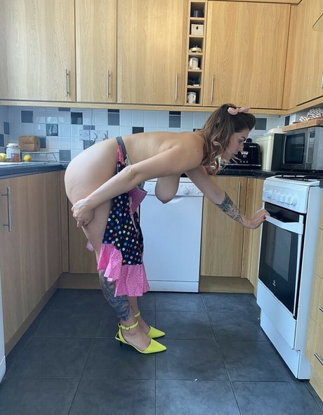 cameltoe onlyfans pornographic image