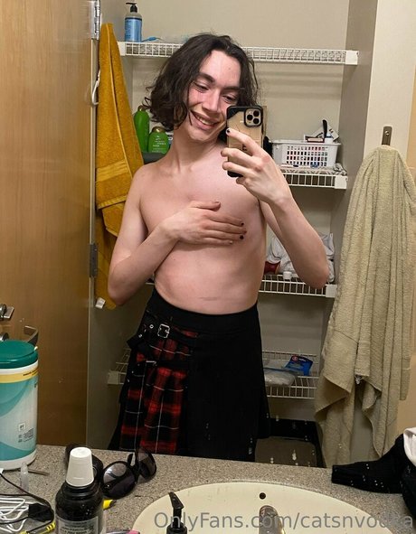 catsnvodka perfect actress photos