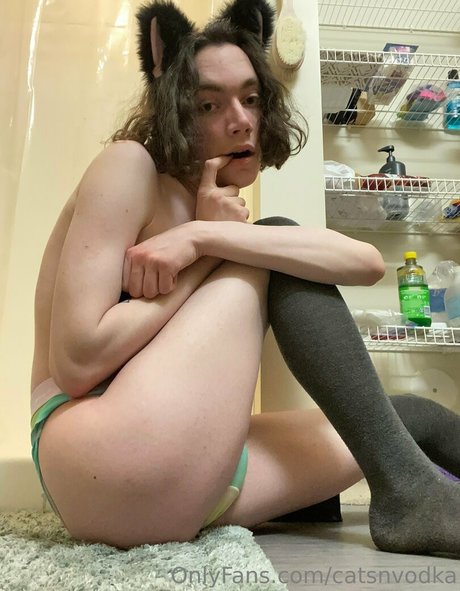 catsnvodka sex actress photos