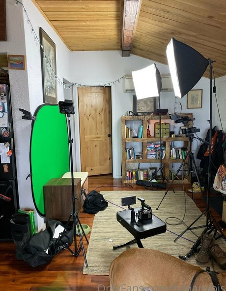 bananabis model photos