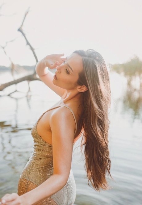 in onlyfans free photo