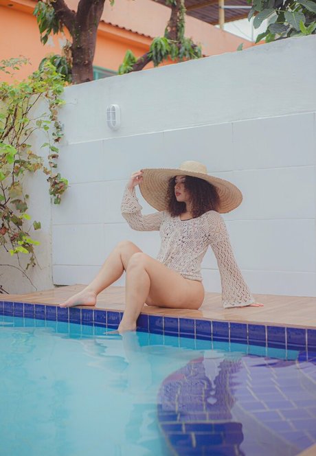 buhloves model free photo