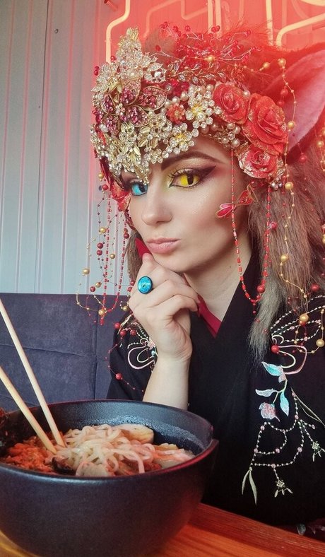 lips onlyfans hot pic