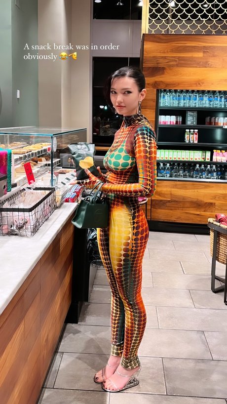 Aya Shalkar pornographic model picture