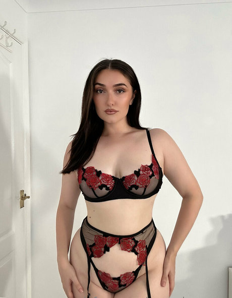 sammiewarren sexy actress archive