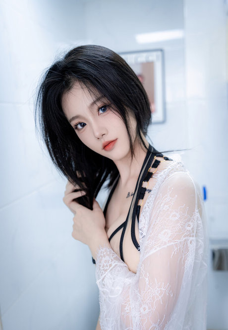 blonde trans onlyfans free porn pic