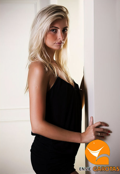 Camila Alves adult actress galleries