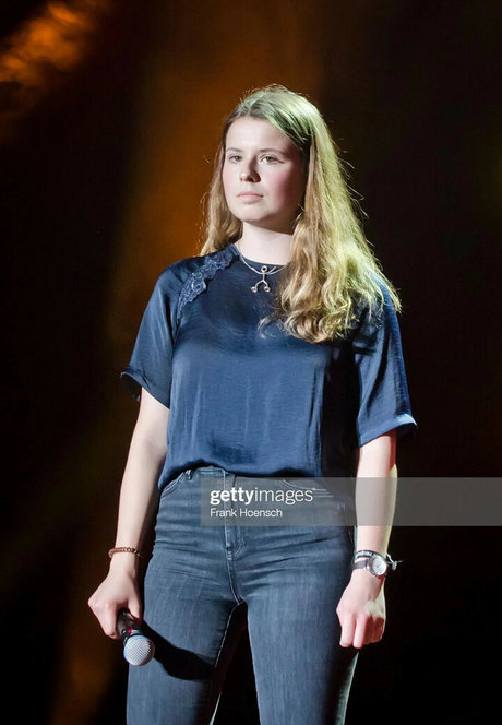 Luisa Neubauer pornographic actress picture