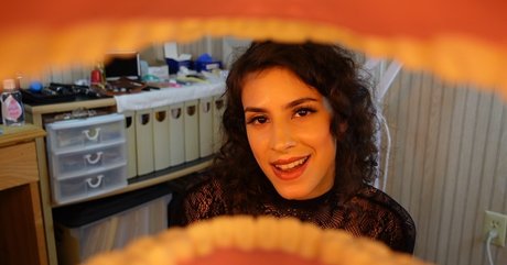 Irma La Dulce ASMR Profile Pic