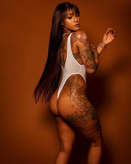 squirting pussy onlyfans art porn image