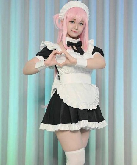 monamisa model photo