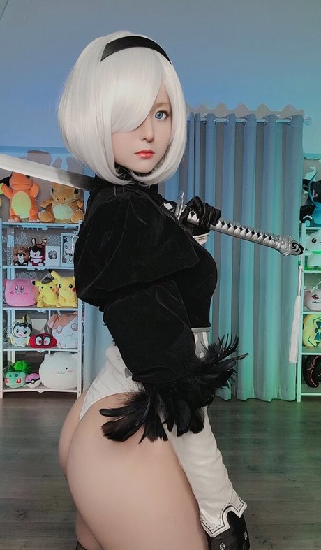 monamisa model image