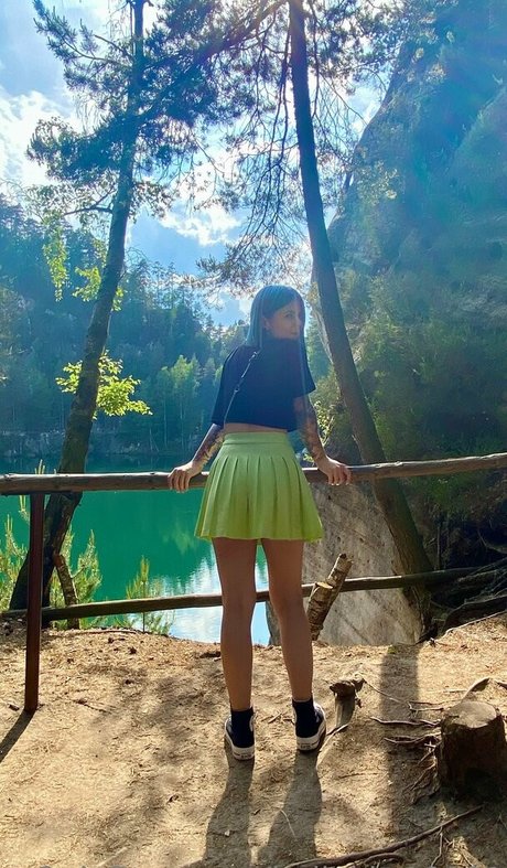 blonde trans onlyfans top archive