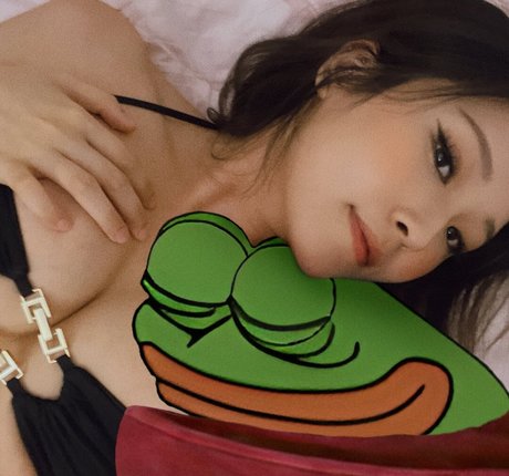 Eunzel ASMR perfect model gallery