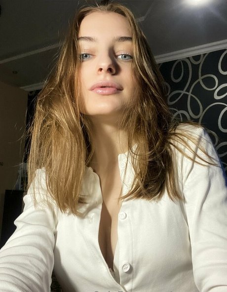 rosyxoxox pornstar adult pictures