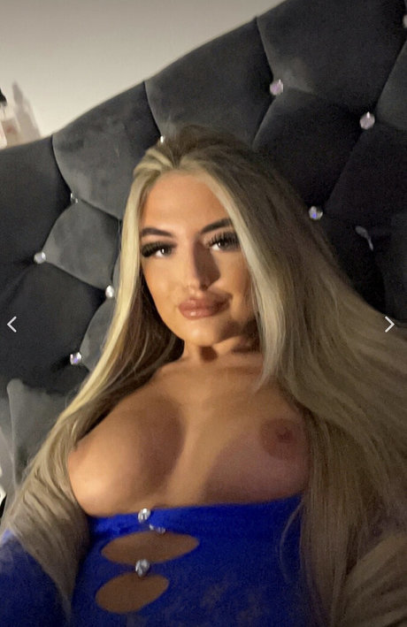 lilbratbabyyyx pornographic model gallery