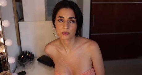 shaved onlyfans top image