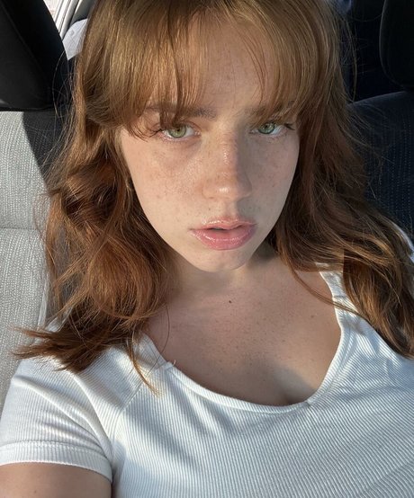 Xohalzy444 art star photos