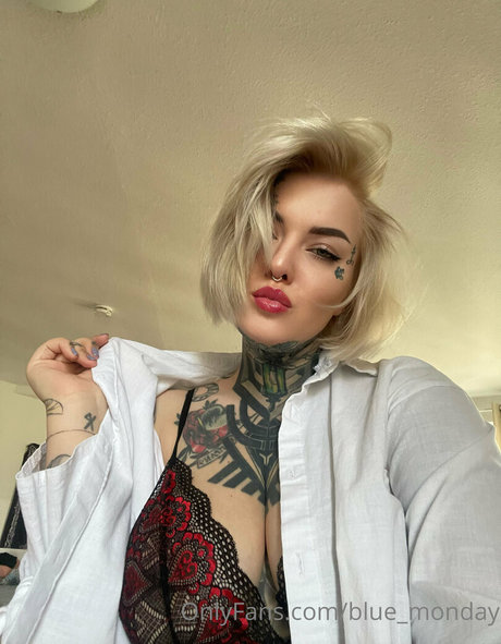 mirror onlyfans best pic