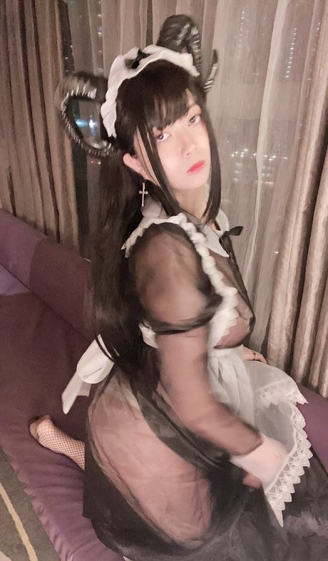 Hieey actress picture