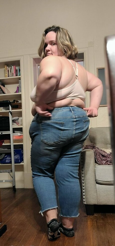 pregnant princess onlyfans adult photo