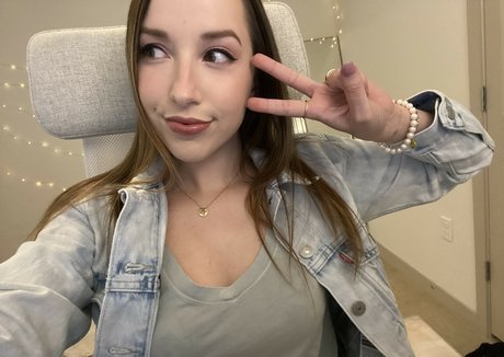 JackieMButler art pornstar archive