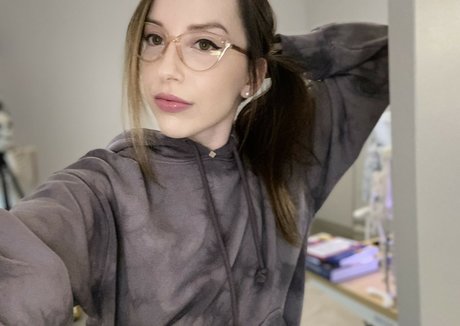 JackieMButler model sexy photo