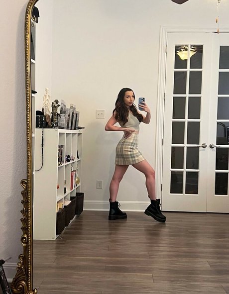 sensual yoga onlyfans pretty pic