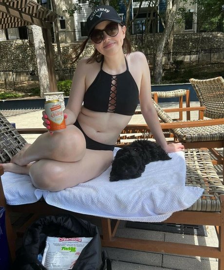 Quantum ASMR nice model pic