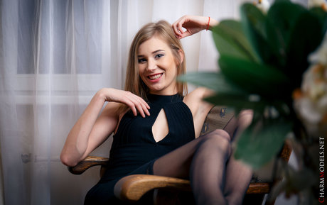 CharmModels model naked pics
