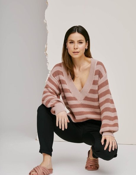 curvy shemale onlyfans hot sexy pic