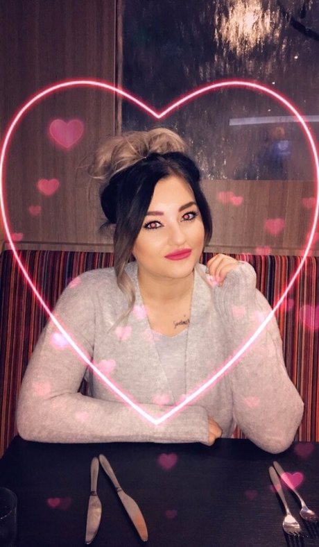 lips onlyfans sexy pictures