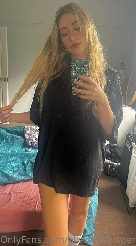 Blissful Whisper ASMR star perfect pictures