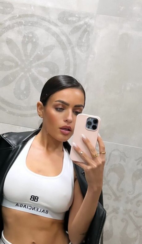 Anabel Hernandez best model pic