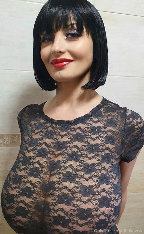 Lisa Bukawski art star pic