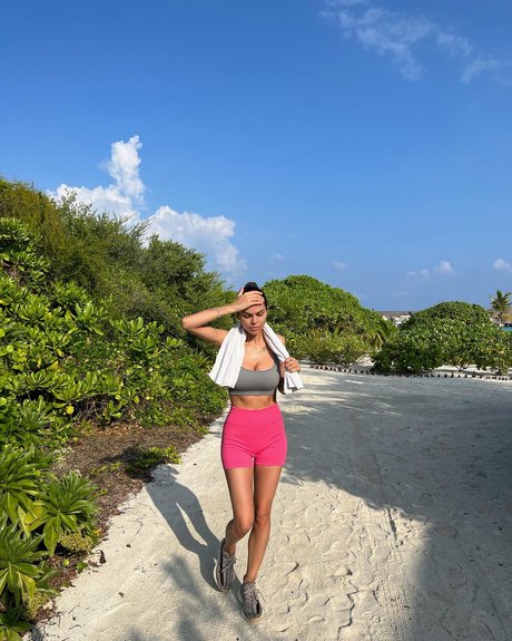 japanese schoolgirl onlyfans hot xxx pictures